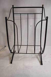 lot 226 image: Black Metal Magazine Rack Holder Stand