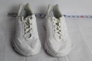 lot 263 image: Pair of Adidas Mens Running Shoes, Size 10