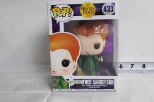 lot 266 image: Funko Pop Disney Hocus Pocus Winifred Sanderson Figure #433