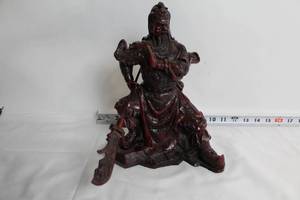 lot 268 image: Antique Guan Yu Warrior Figurine with Detailed Carvings