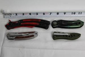 lot 271 image: Set of 4 Folding Pocket Knives with Assorted Finishes