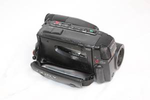 lot 277 image: Sony Video 8 Handycam Camcorder with 10x Optical Zoom