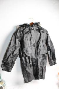 lot 292 image: Wilsons Leather Black Parka Coat with Faux Fur Trim - Size Small