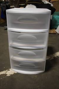 lot 40 image: White 4-Drawer Plastic Storage Unit