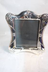 lot 82 image: Waterford Silverplate Tarnish Proof 8 x 10 Ornate Picture Frame