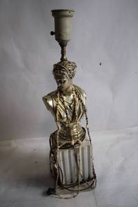 lot A-93 image: Vintage Art Deco Bust Lamp with Shell Necklace Decorations