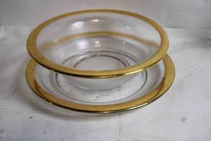 lot 105 image: 2-Piece Clear Glass Bowl Set with Gold Rim