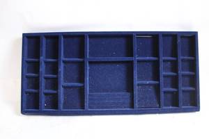lot 142 image: California Closets Blue Velvet Jewelry Organizer Tray