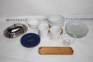 lot 224 image: Collection of Porcelain and Metal Serving Ware