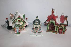 lot 233 image: Set of 3 Holiday Village Lighted Houses