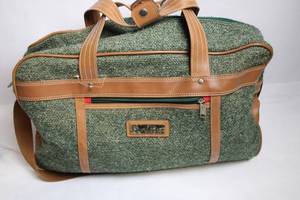 lot 248 image: Oscar de la Renta Green Tweed Duffel Bag with Leather Trim