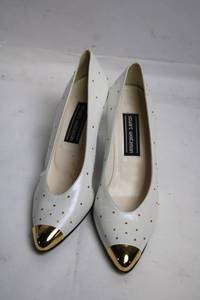 lot 271 image: Stuart Weitzman White Leather Heels with Gold Studs
