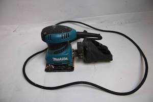 lot A-273 image: Makita Finishing Sander with Dust Bag
