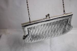 lot 303 image: Silver Evening Bag with Chain Handle