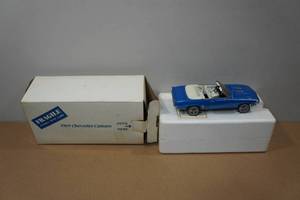 lot 33 image: Danbury Mint 1969 Chevrolet Camaro Die Cast Replica