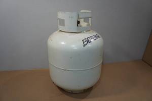 lot 49 image: 20lb Propane Tank - FULL
