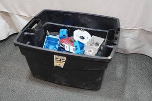 lot 128 image: Assorted Electrical