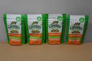 lot 180 image: 4 Feline Greenies Smartbites Treats for Cats - 2.1oz