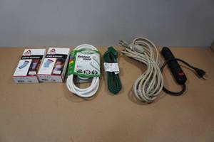lot 233 image: Extension Cords and Reebok Knee Support