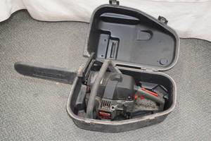 lot 241 image: Craftsman 14 Chainsaw with Case