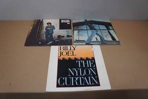 lot 251 image: Billy Joel Vinyl Records