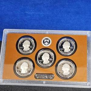 lot 6 image: 2011-Mint Proof Set-America the Beautiful Quarter Set