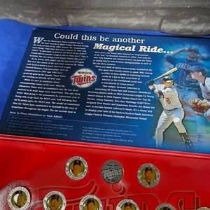 lot 20 image: 2005 Twins Team Star Tribune Players Coin Set