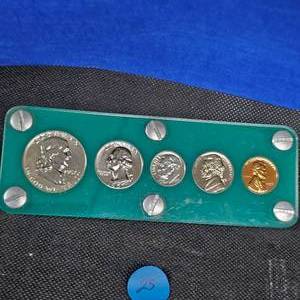 lot 25 image: 1957 Hi Polish Mint Proof Set