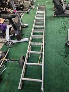 28 Ft Long Aluminum Adjustable Ladder ( Used)