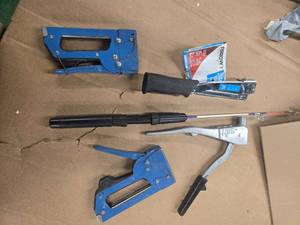 lot 68 image: Lots of hand Tools