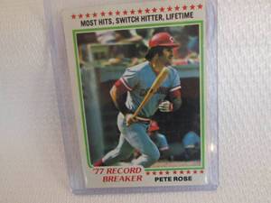 lot 4 image: 1978 Topps Pete Rose Record Breaker...