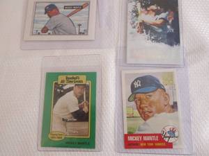 lot 21 image: Assorted Mickey Mantle Cards...