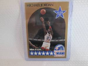 lot 70 image: 1990-91 NBA Hoops Michael Jordan Al...
