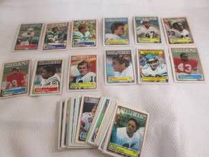lot 136 image: Assorted 1983 Topps Football Cards...