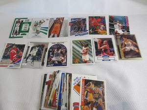 lot 187 image: Assorted Basketball Cards...