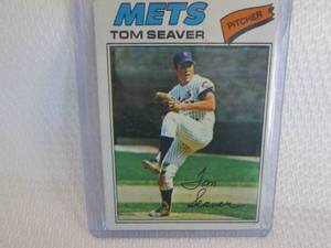 lot 208 image: 1977 Topps Tom Seaver Card...