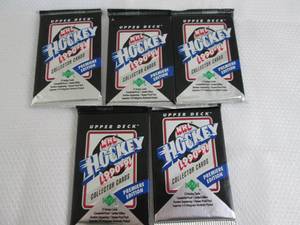 lot 215 image: 5-1990 - 91 Upper Deck Hockey Packs...