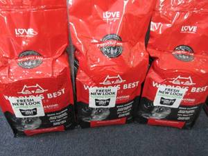 lot 285 image: 3- 8 lb Bags Worlds Best Cat Litte...