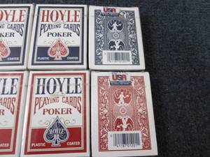 lot 372 image: 12 Sealed Hoyle Poker Playing Cards...