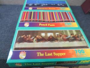 lot 395 image: 3 Sealed Hoyle 700 pc Puzzles...