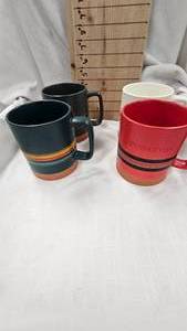 lot 14 image: Set of 4 Pendleton Coffee Mugs