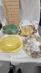 lot 51 image: Red Wing Pottery Blue Planter and Additional PlatesServing Dish