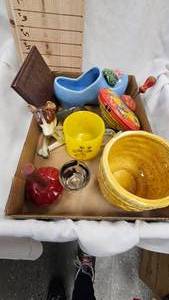 lot 60 image: Spin Top, Mc Coy Dutch Shoe Planter, Barlett Sugar Dish