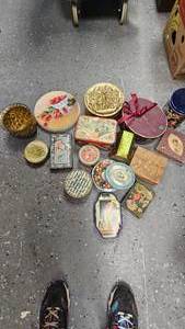 lot 67 image: Lot of WoodCardboard boxes and storage containers