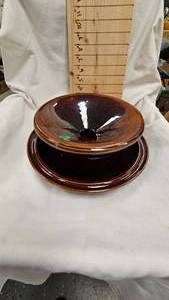 lot 69 image: Red Wing Spitoon Set