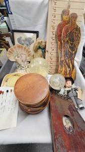 lot 78 image: Vintage Misc, Shell Sculpture Art, Mirror, etc