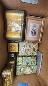 lot 121 image: Vintage Wood and Card Board Boxes
