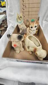 lot 152 image: Lot of Animal Statues and Planters