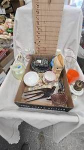 lot 164 image: Fenton Vase, Vintage Misc, Baby Doll Statue, Perfume Bottles