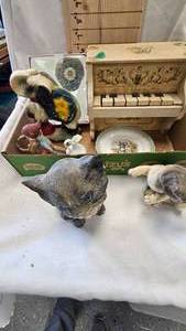 lot 180 image: Elephant Plaster Figure, Cat Planter, Kids Toy Bliss Piano